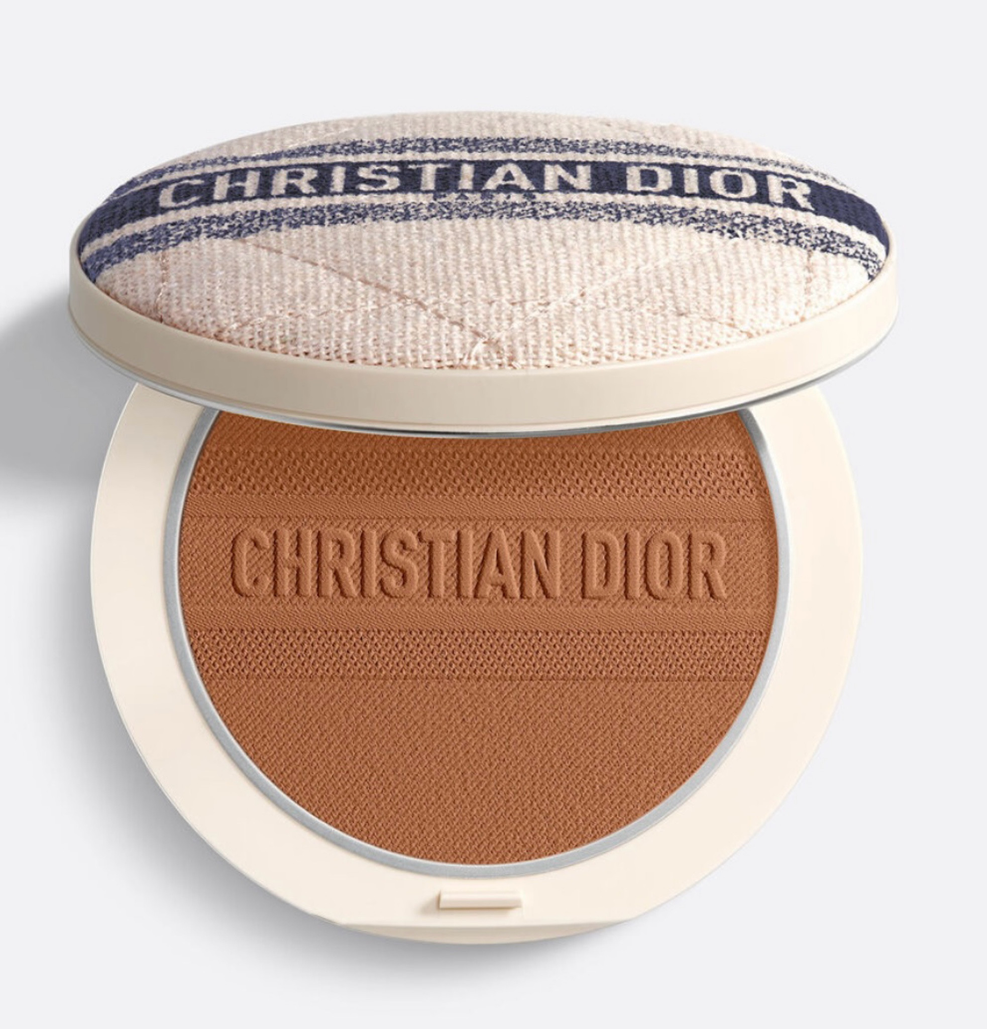 Fell in LOVE with this glow, natural finish bronzer that I also use as a dupe for eyeshadow!!! 

#LTKFindsUnder100 #LTKBeauty #LTKGiftGuide