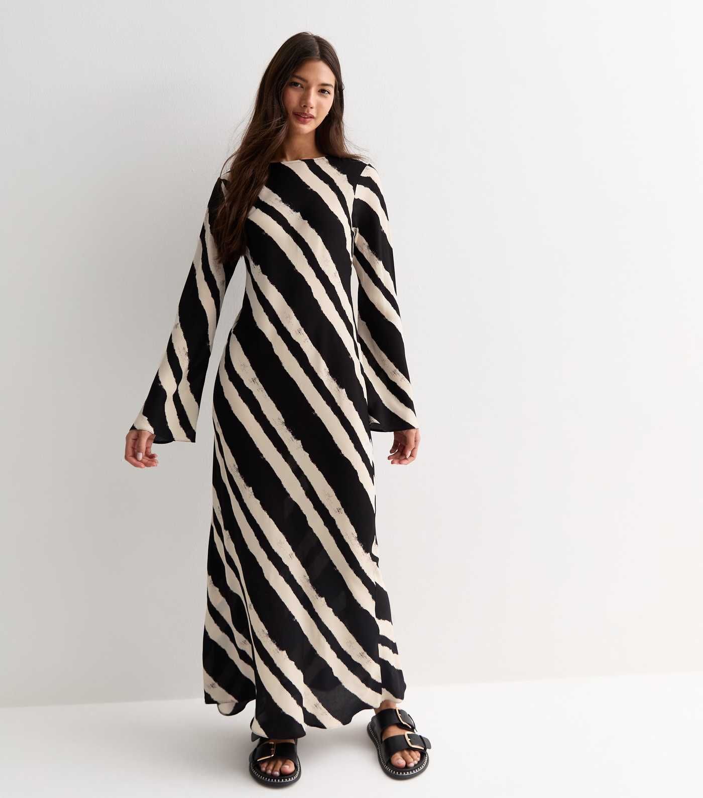 Black Diagonal Stripe Maxi Dress
						
						Add to Saved Items
						Remove from Saved Items | New Look (UK)