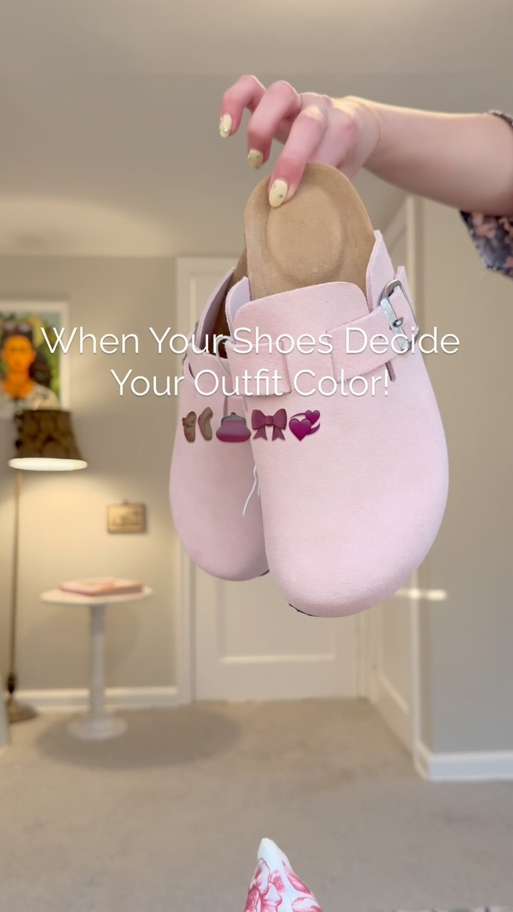 Today’s outfit was based on my shoes! I might or might not be sharing outfits inspired by colors this week👀

#fyp #fyfashion #fashionexplore #smallcreator 
#styleinspo #whatimwearing#ootd #fitcheck #pinterestgirly #springstyle #pink #gilry #OOTDreels