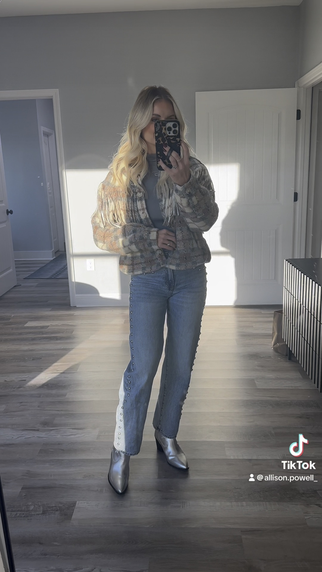Medium jacket, small top, 35 jeans, boots are tts

Fall outfit, work outfit, errands outfit, shopping, holiday shopping, winter outfit, stud denimm

#LTKShoeCrush #LTKFindsUnder100 #LTKStyleTip