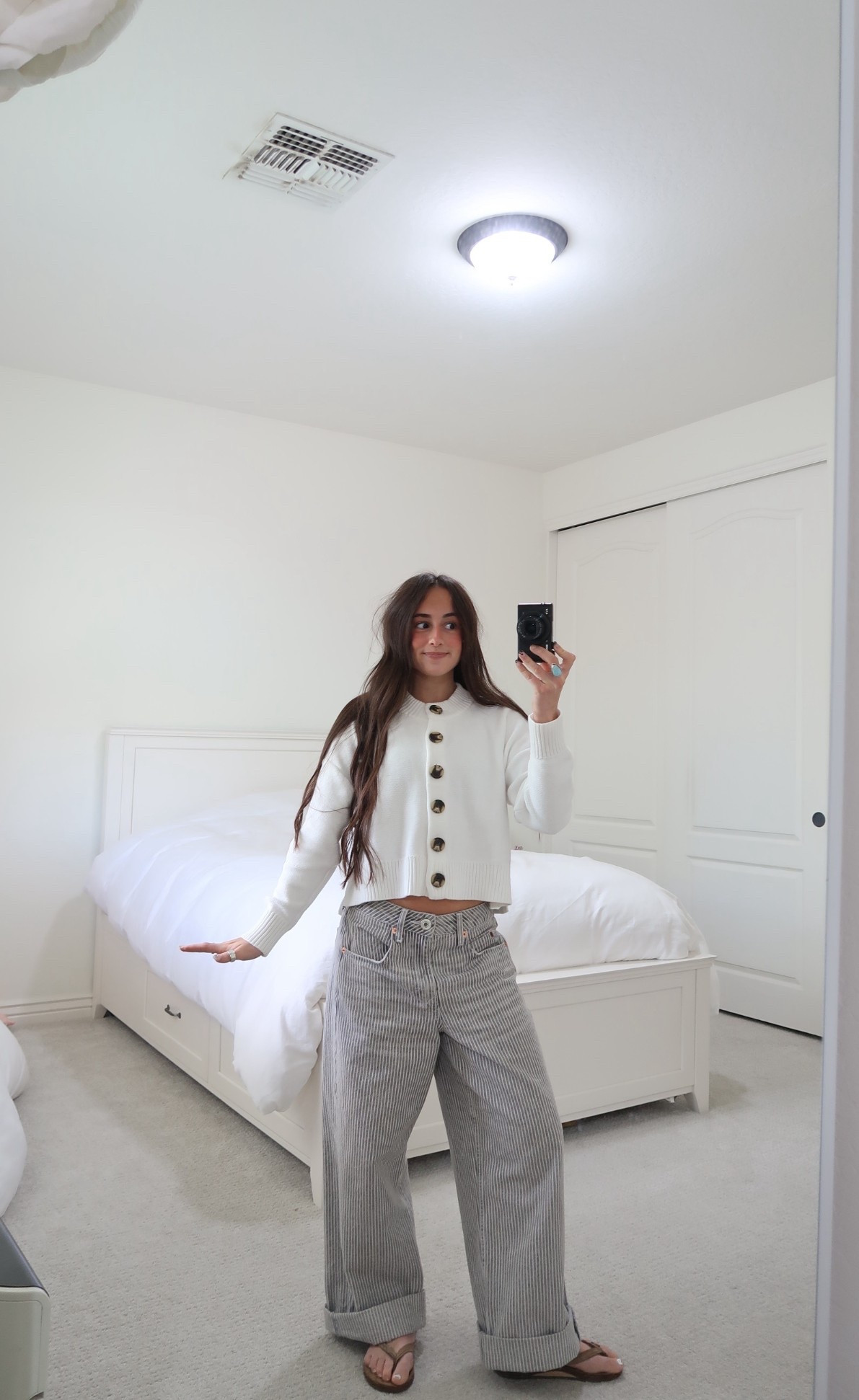 top XS
bottom 24
shoes 6