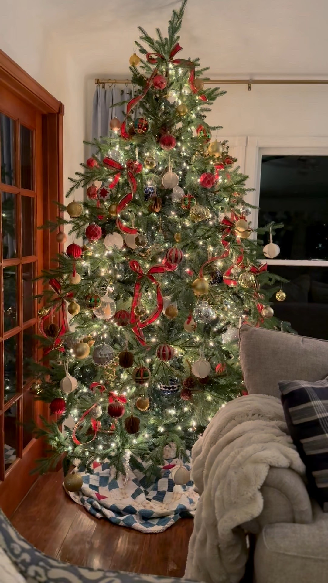 This year, we updated our Christmas tree to a more real looking artificial and I was equally pleased with the look and price point of this one! We got the 8ft one. 👊🏼

Nearly everything on it and under it is second hand or passed down. ❤️

#LTKHoliday #LTKSeasonal #LTKHome