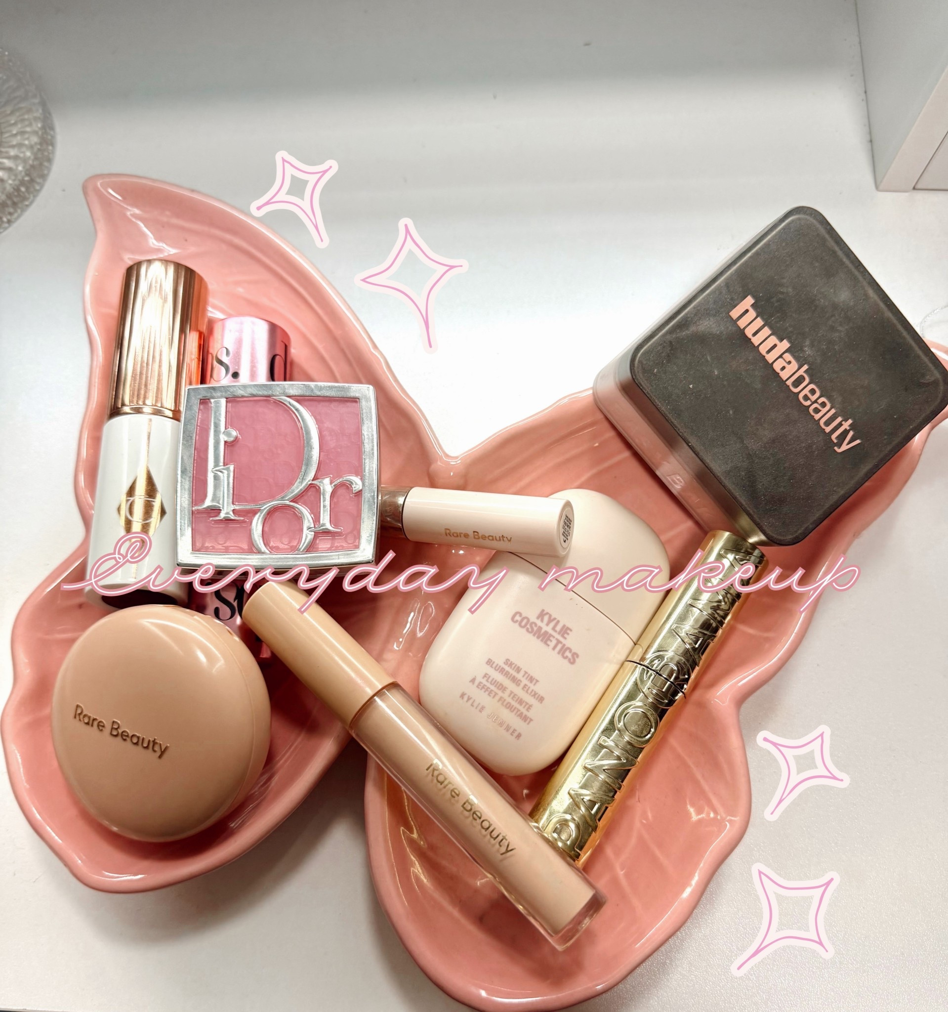 My makeup faves🤍 

#LTKgrwm #LTKmorningroutine #LTKmomlife