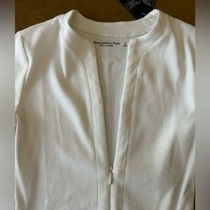 NWT A&F White Ribbed Bodysuit with Zipper, size S | Poshmark