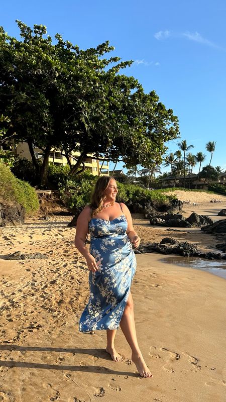The perfect dress for Hawaii! 🌺 I’m wearing the size 14, runs slightly big! 

#LTKtravel #LTKcurves