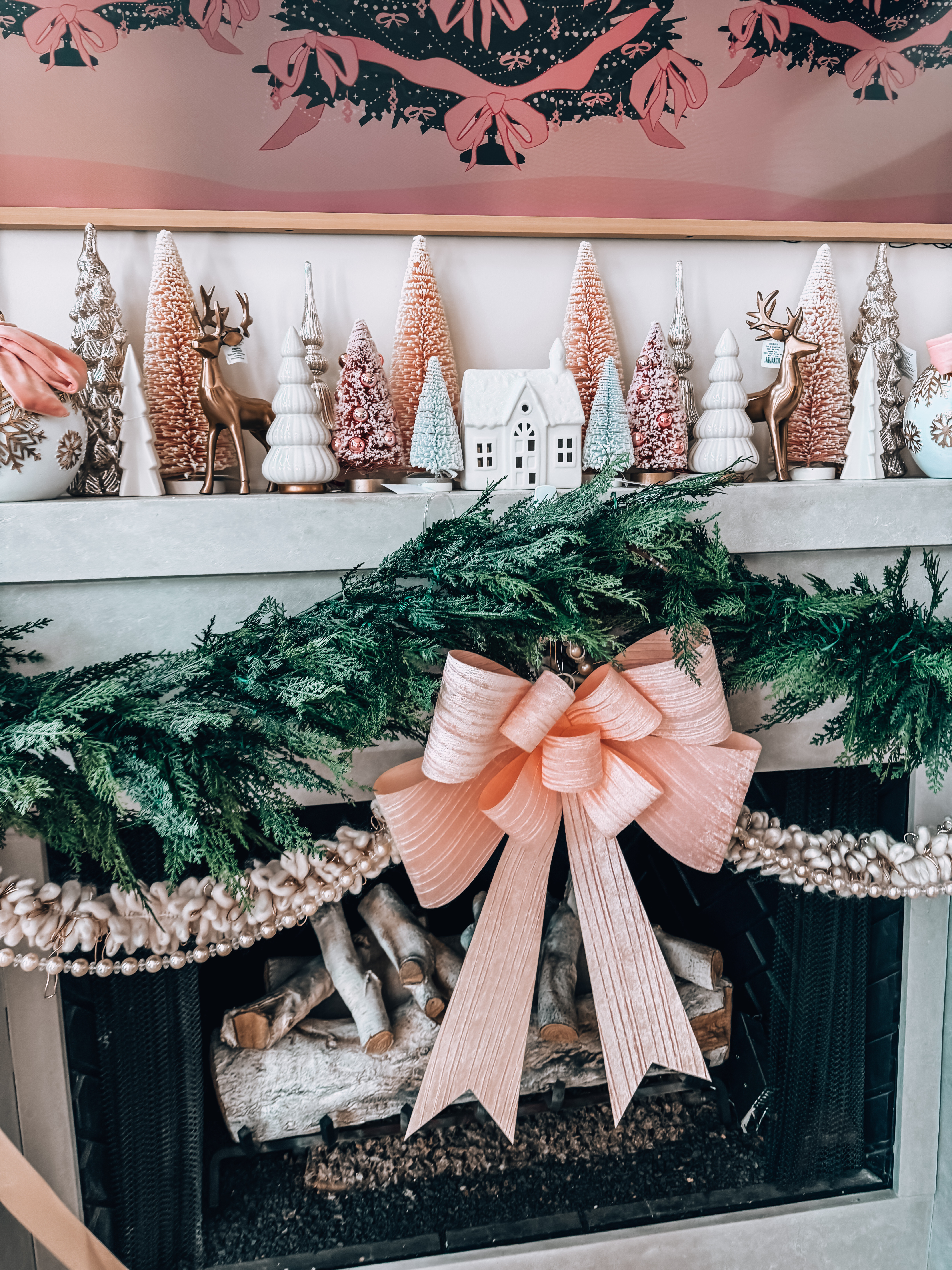 One of my favorite areas to decorate. 

#pinkchristmas #christmasdecor
 

 #LTKHoliday #LTKHome #LTKFindsUnder50