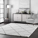 nuLOOM Trellis Cozy Soft & Plush Shag Area Rug, 5' Square, White | Amazon (US)