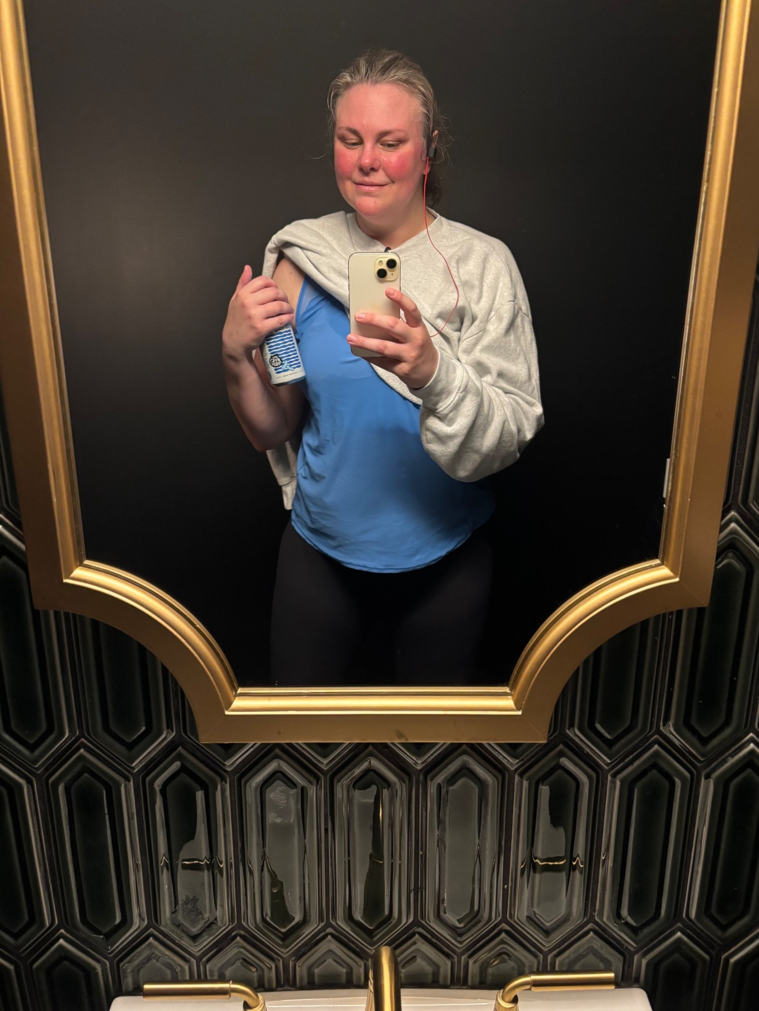 What I wore to spin class this morning 😅

#LTKActive #LTKfitnessgoals #LTKselfcare