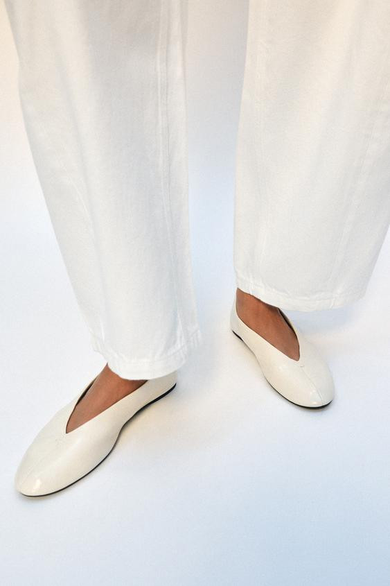 LEATHER BALLET FLATS | Zara US
