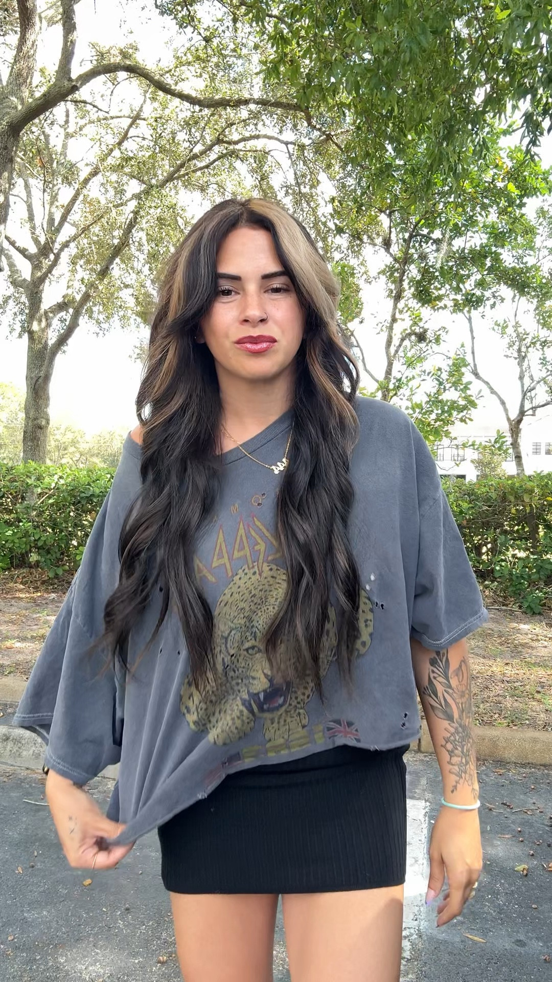 When you’re feeling a little grunge like so you break out your favorite combat boots and graphic tee! This combo felt so right with my new hair too 

#LTKVideo #LTKMidsize #LTKStyleTip