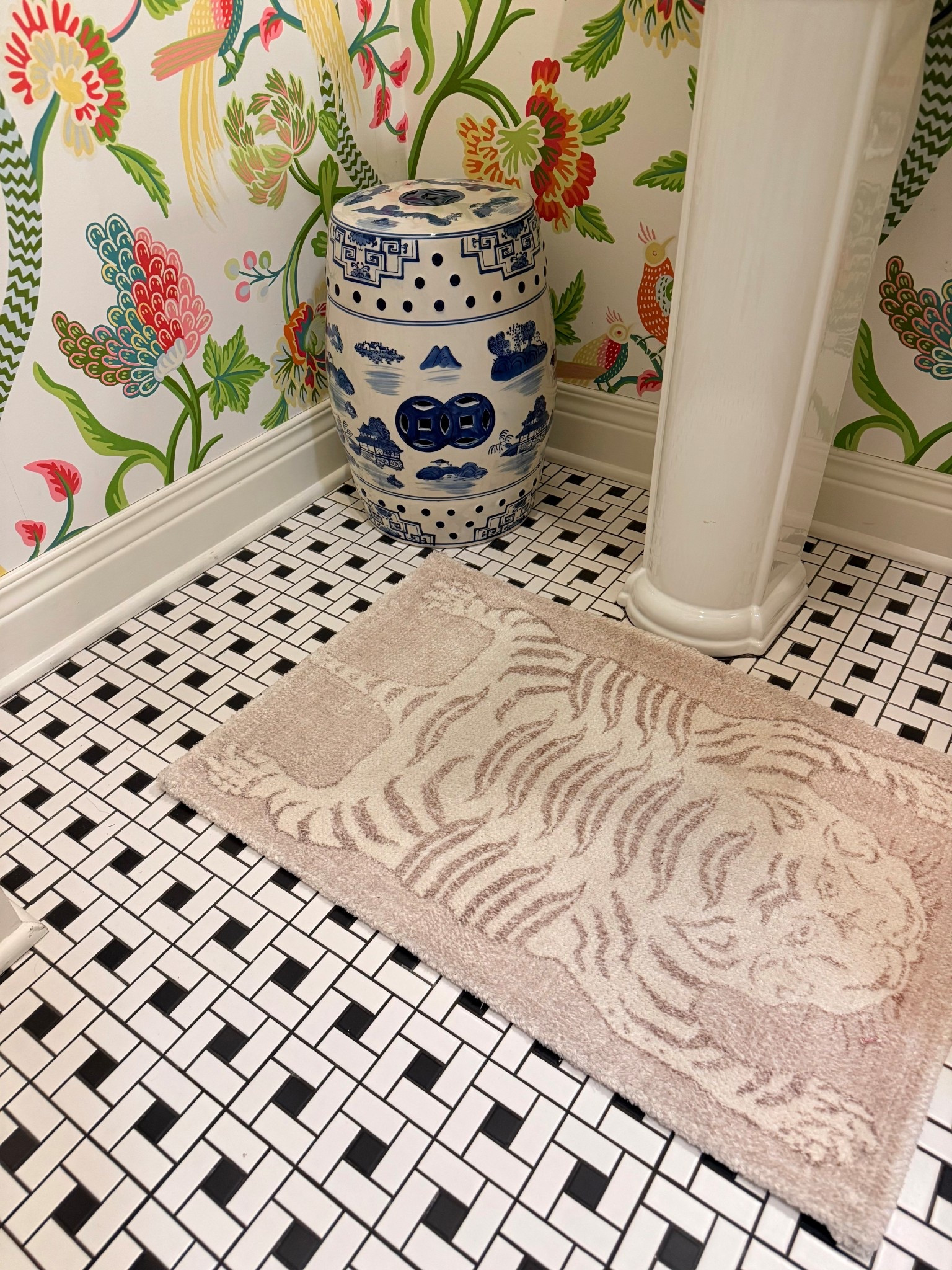 Loved this 🐅 bath mat, I bought a second one.

Rattan trashcan 🗑️ 

Comfiest sweats. 🎯 

#LTKdayinmylife #LTKHome #LTKootd