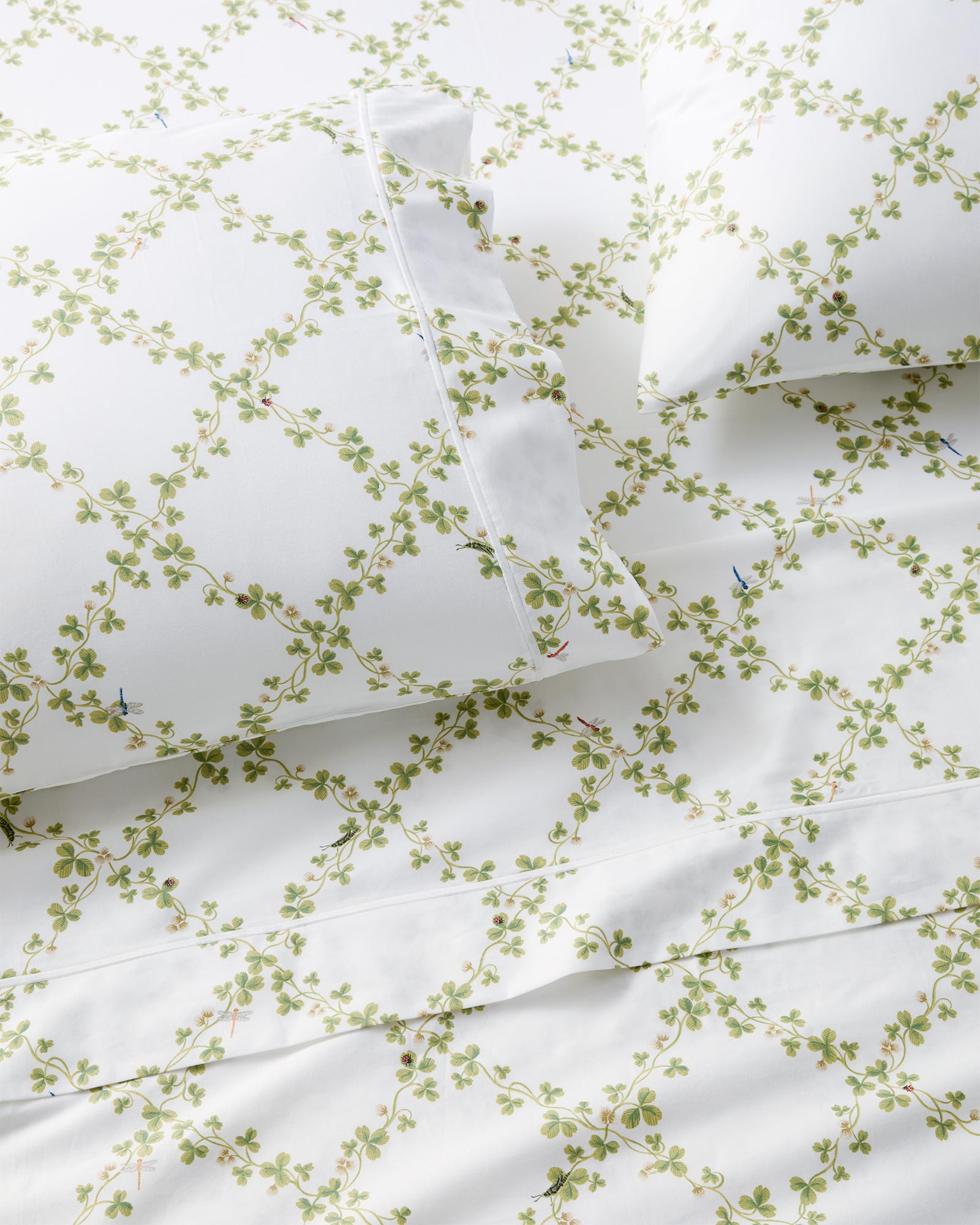 Clover Sateen Sheet Set | Serena and Lily