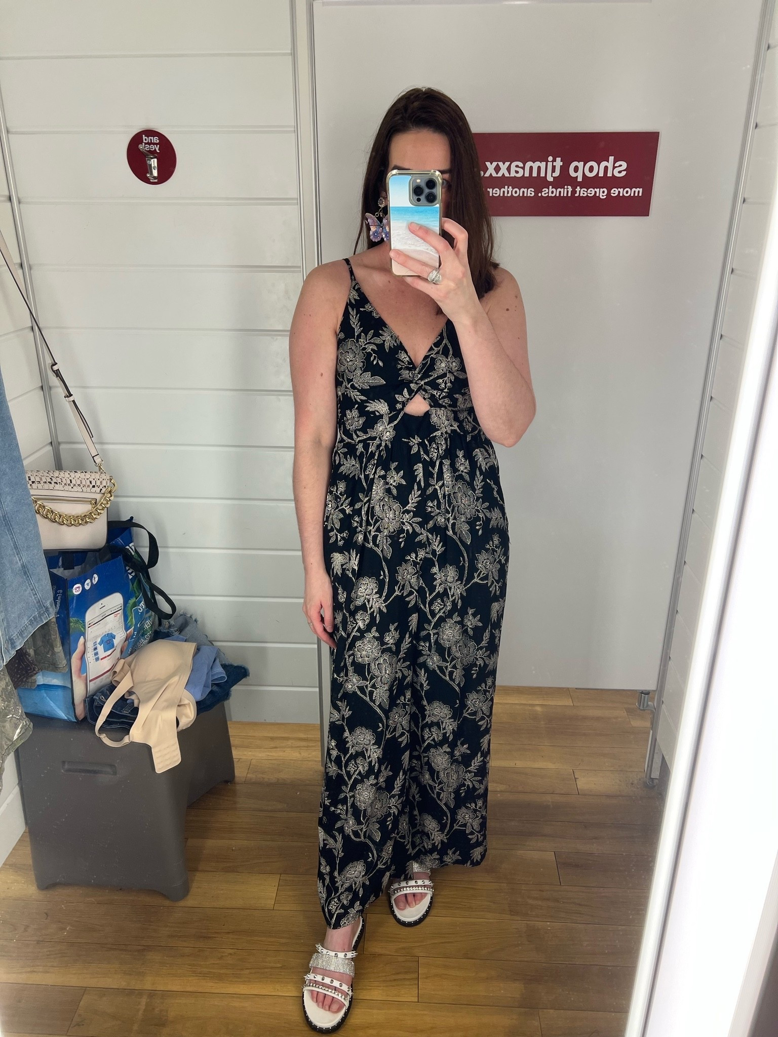 Black and white floral keyhole jumpsuit (s). White studded sandals (8.5). #jumpsuit #floraljumpsuit #blackjumpsuit #keyholejumpsuit #sandals #whitesandals #studdedsandals #datenightoutfit

#LTKootd #LTKSeasonal