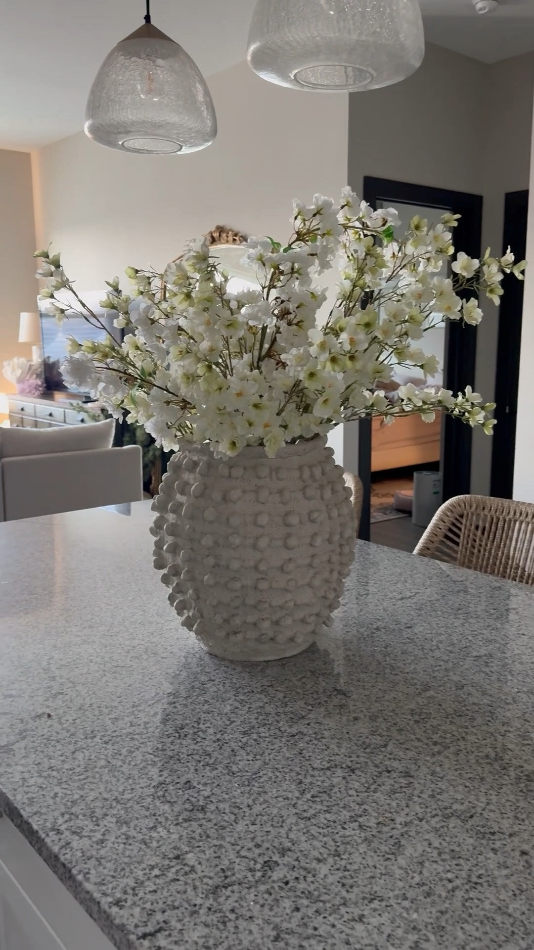 Apartment Therapy: Calm Home Must Haves for Spring

#LTKSeasonal #LTKHome #LTKmorningroutine