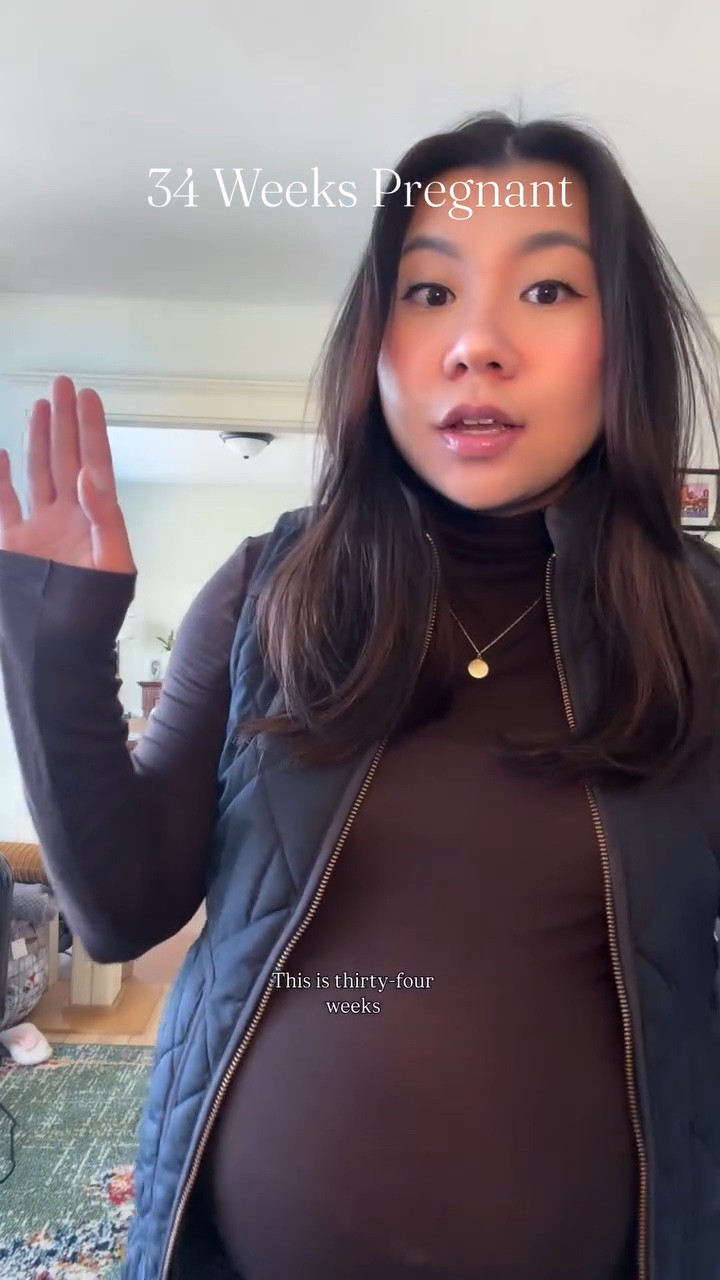 34 Week Bumpdate! 🍍 My hands hurt, I’m angry and mean and I can’t help it! 
.
.
.
#pregnancy #pregnancyupdate #thirdtrimester #34weekspregnant #expectingmom