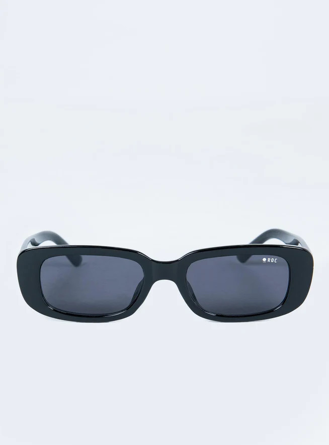 Creeper Sunglasses Black Lower Impact | Princess Polly AU