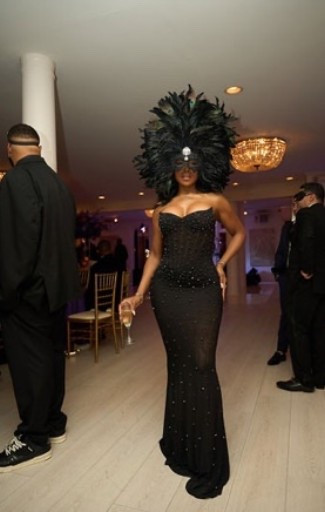 Main character energy all night 🖤  

This strapless black gown is pure drama in the best way. The fitted silhouette defines every curve, the subtle sparkle catches the light beautifully, and paired with a bold feathered mask it becomes an unforgettable statement. A timeless black gown like this is a long-term wardrobe investment — styled differently, the cost per wear keeps working in your favor.

Classic black. Elevated impact.

Perfect for:
• Gala events  
• Masquerade parties  
• Formal weddings  
• Black-tie evenings  

📏 Sizing:  
Gown: Size Small  
Heels: True to size  

📐 Measurements:  
5’4” · 138 lbs · 34D bust · 27” waist · 40” hips  

Tap to get details and save this for your next formal event.

Black strapless gown, formal evening dress, gala outfit inspiration, black tie event look, fitted mermaid dress, statement formalwear.

Follow me on Instagram and YouTube @kirasfashionfinds