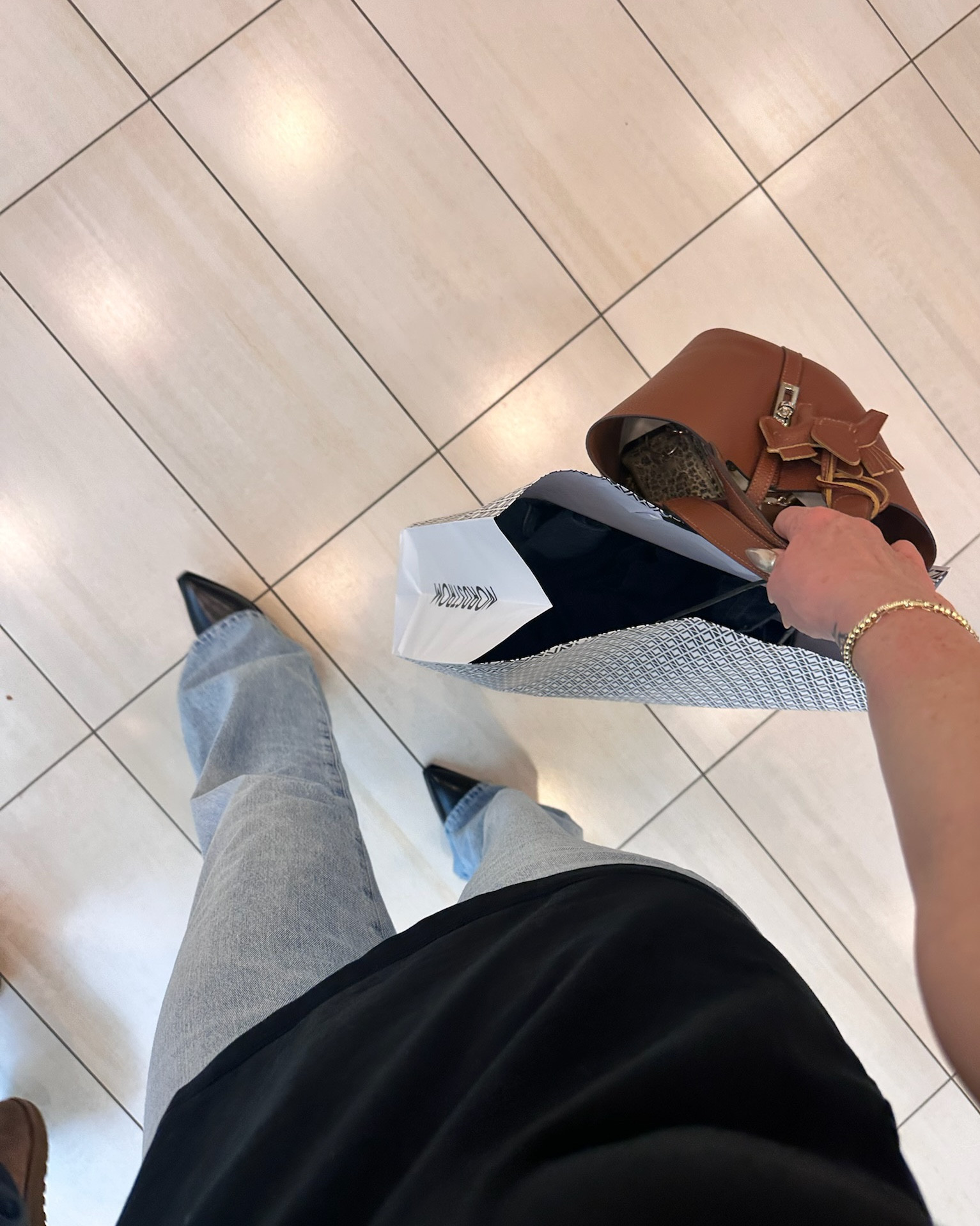 A little birthday shopping moment at Nordstrom trying on pieces that feel wearable, flattering, and easy to style beyond one season.

I'm always looking for those quiet staple finds - the jeans you reach for on repeat, the tops that instantly make an outfit feel more put together, and pieces that work just as well for errands as they do for lunch plans. This try-on is all about simple silhouettes, great fabric, and fit that feels good in real life.

I'm sharing how each piece fits, what I'd style it with, and why it earns o spot in a calm, elevated everyday wardrobe. All linked ⬆️

#nordstromtryon #birthdaystyle #over40style #highlowfashion #elevatedeveryday

#LTKootd #LTKgrwm #LTKSeasonal