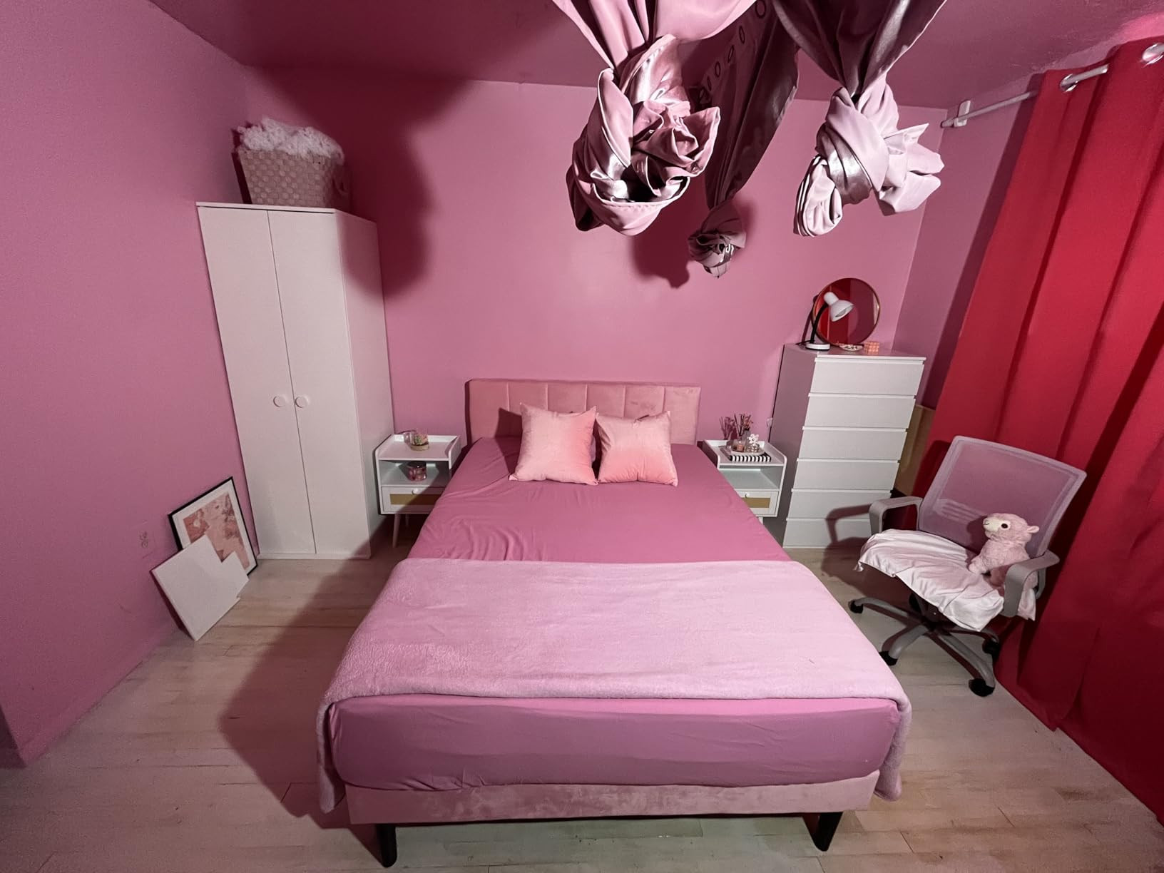 MIULEE Pack of 2 Sage Green Pillow Covers 18x18 Inch Decorative Velvet Throw Pillow Covers Modern... | Amazon (US)