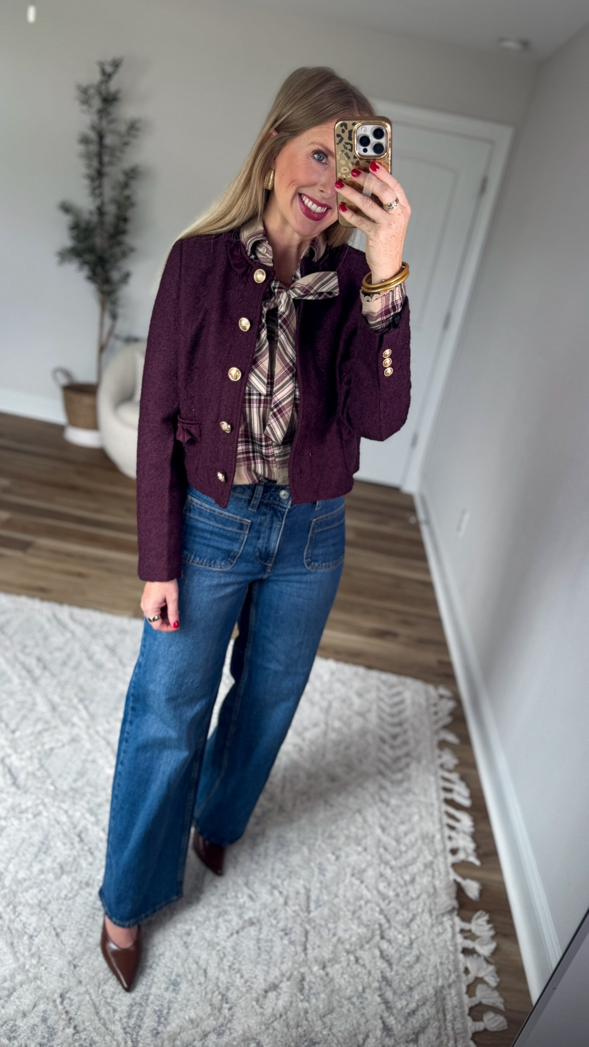 Weekend Walmart Wins try-on
Lady jacket- small
Plaid flannel- small
Patch pocket jeans- 6 regular

#LTKootd