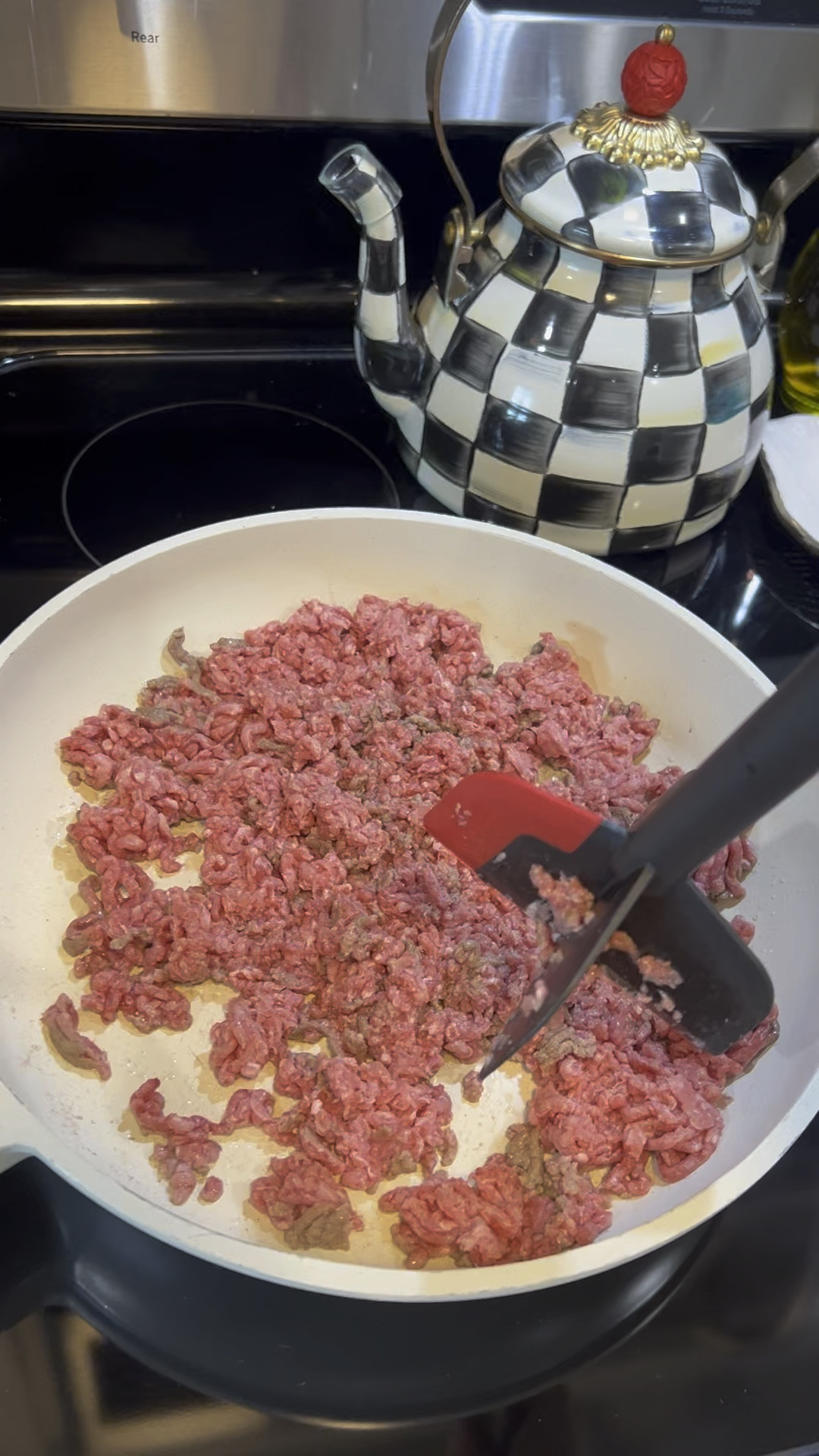 Spaghetti night calls for a meat smasher! If you don’t have one ORDER NOW it will change your lifeeee!!!!!

#LTKHome #LTKVideo #LTKSaleAlert