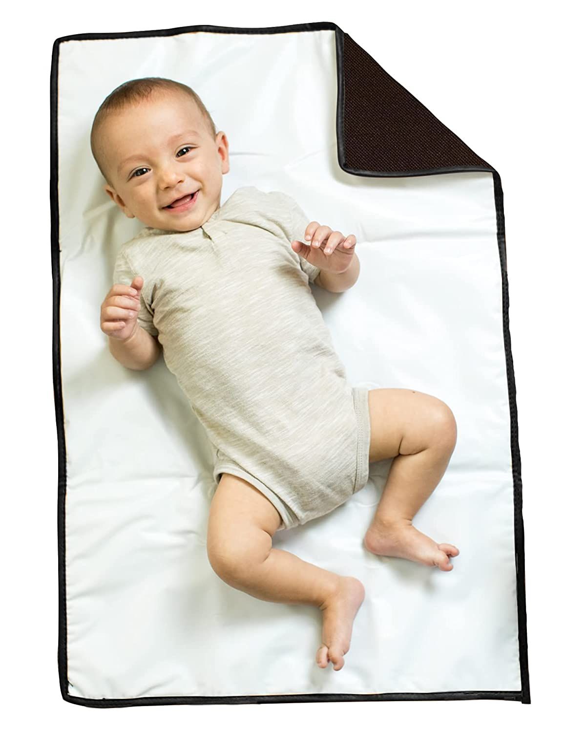 Amazon.com : J.L. Childress Full Body Portable Baby Changing Pad, Fully Padded for Baby's Comfort... | Amazon (US)