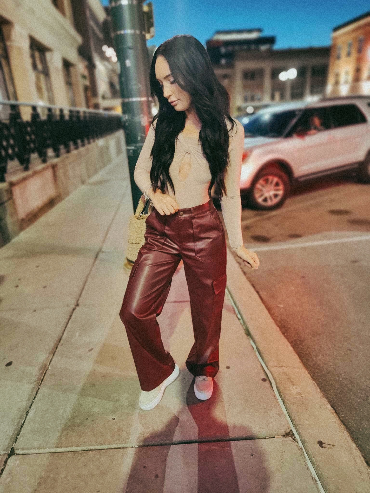 Fall style
Target style
Street style
Nike shoes
Cargo pants
Leather pants 


#LTKstyletip #LTKfindsunder50 #LTKfindsunder100