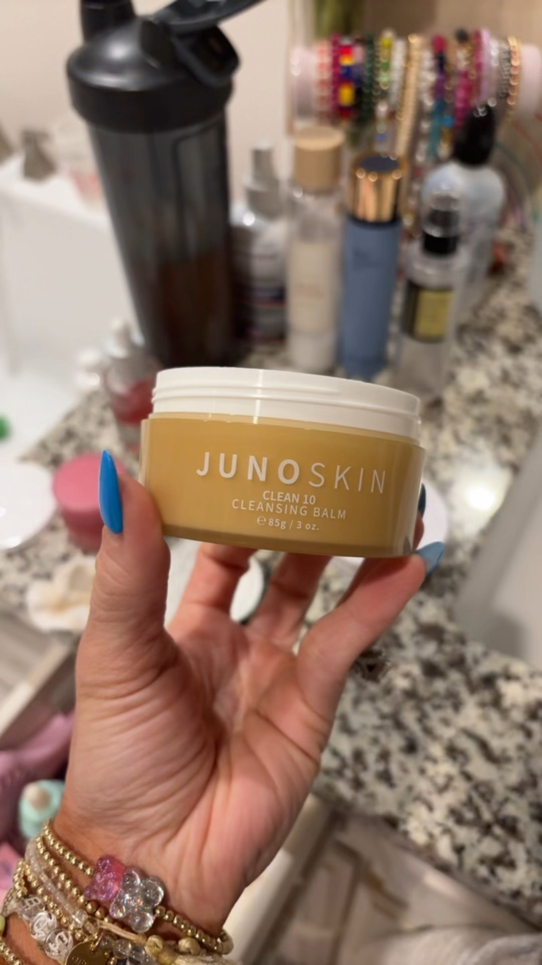 first step in nighttime skincare routine 🫶🏻 melts your make up right off, clean ingredients, no scent & makes your skin glow baby girl ⭐️

Skin, skin care, skin care routine, clean skincare, junoskin, face balm

#LTKFindsUnder50 #LTKBeauty #LTKActive