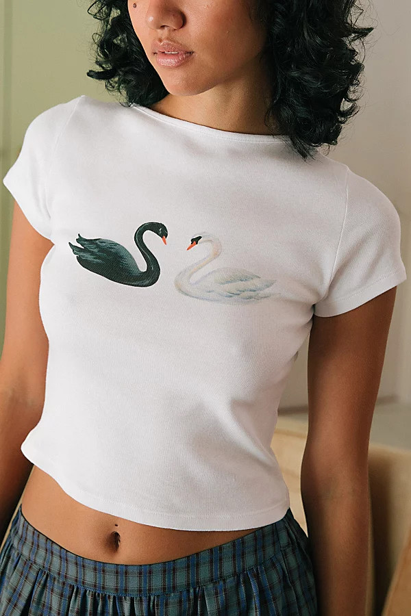 Lisa Says Gah! Lisa Says Gah Alex Swan Tee in Swans, Women's at Urban Outfitters | Urban Outfitters (US and RoW)