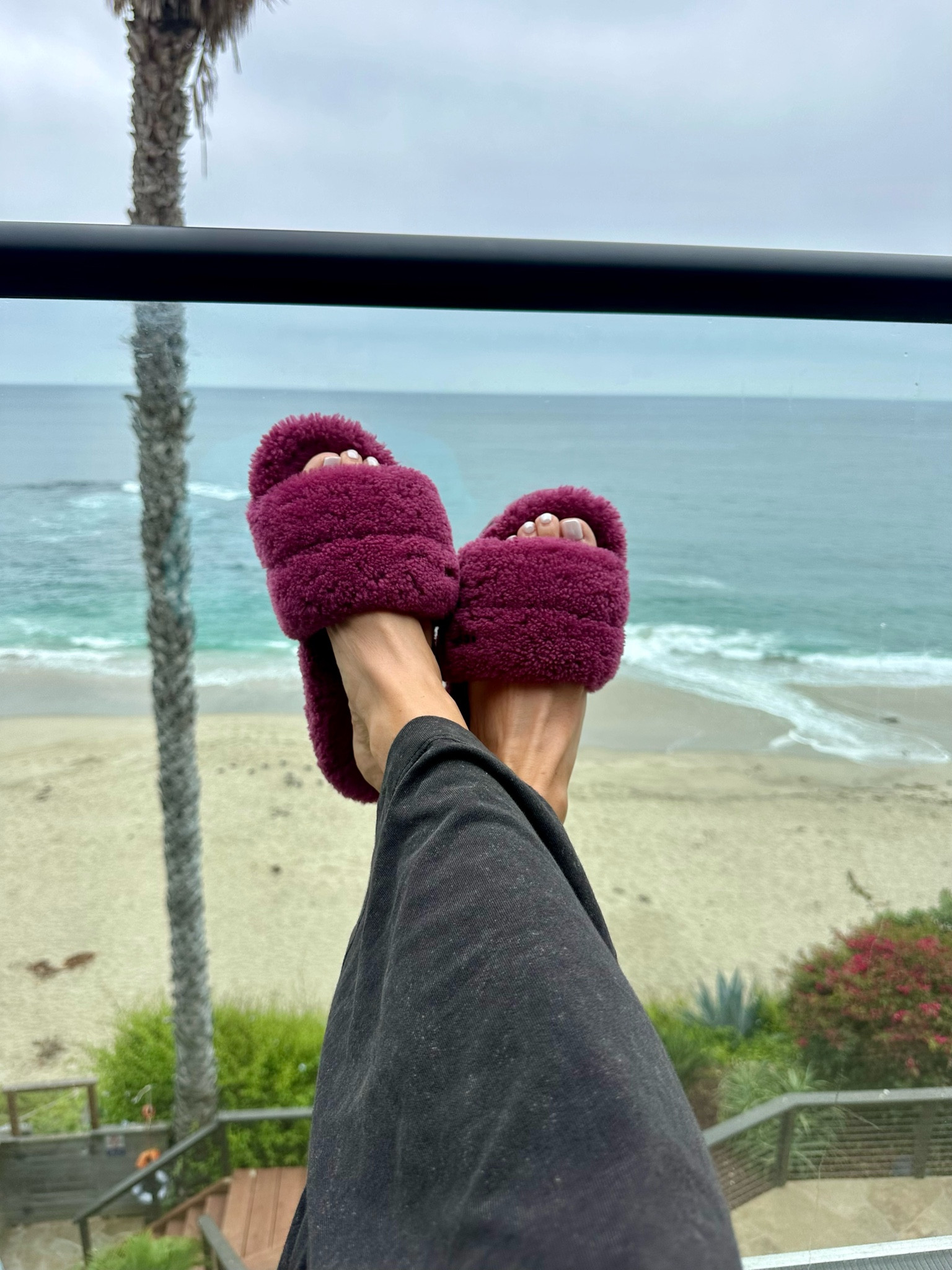 These slippers are a staple every year in the Nordstrom Sale! This Cordial color was my favorite!

#LTKFindsUnder100 #LTKxNSale #LTKSaleAlert