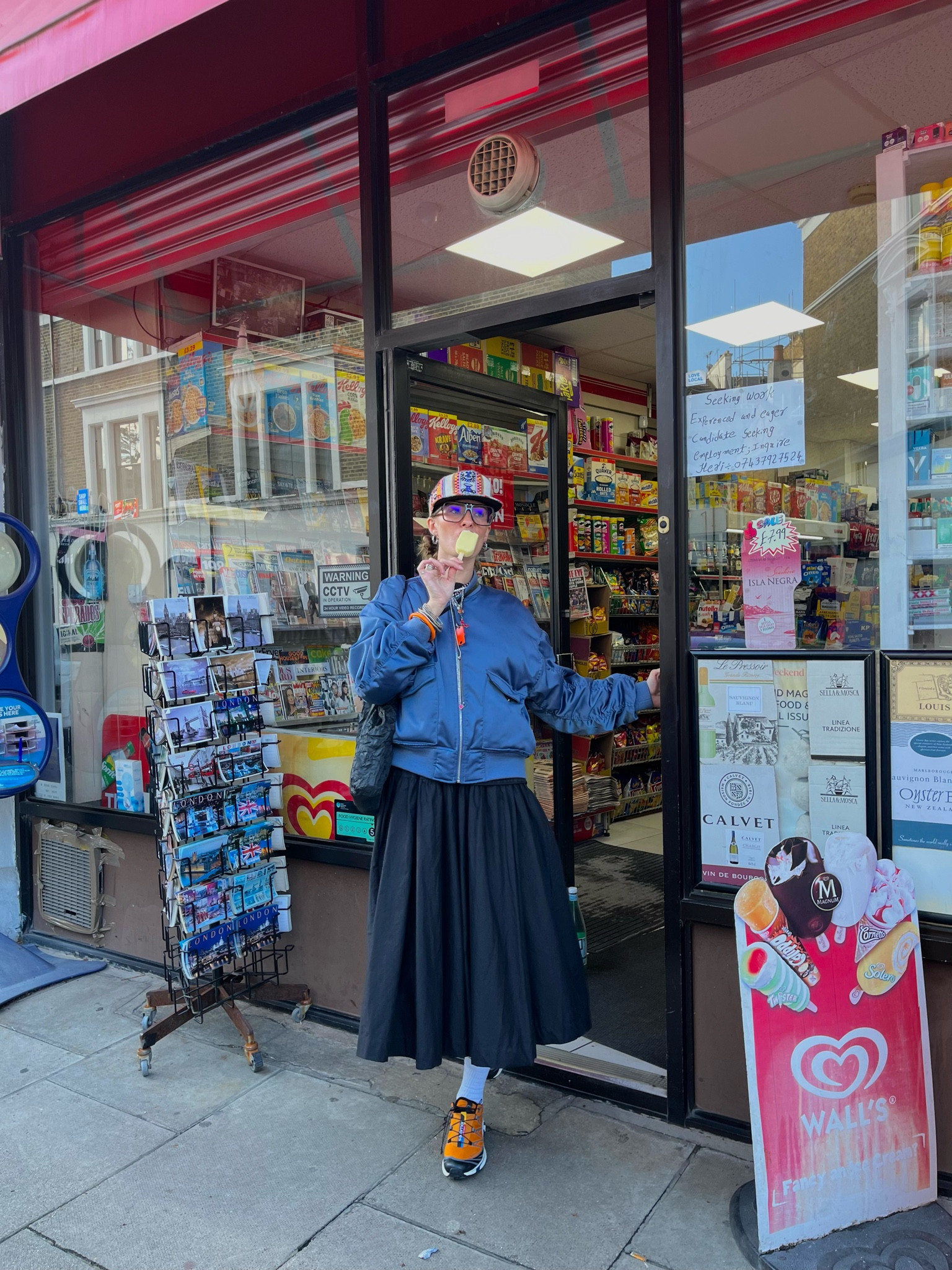 Spring outfit inspo, summer outfit inspo, trendy style, Pinterest girl, Pinterest outfit, Pinterest outfit inspo #springfashion , black dress, cap, hiking trainers, ganni bag
