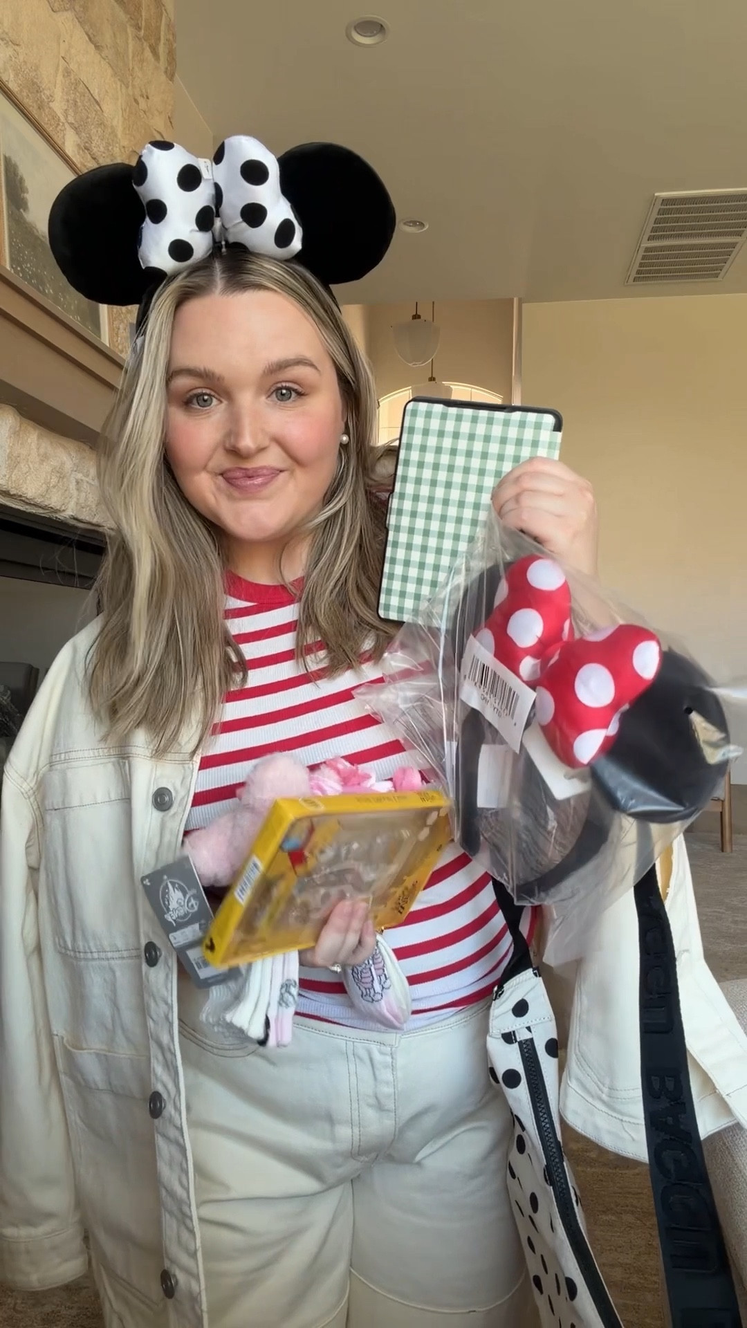 Birthday haul! A lot cute things for Disneyland. The winnie Pooh Sakura keychain is sold out… hope it comes back!