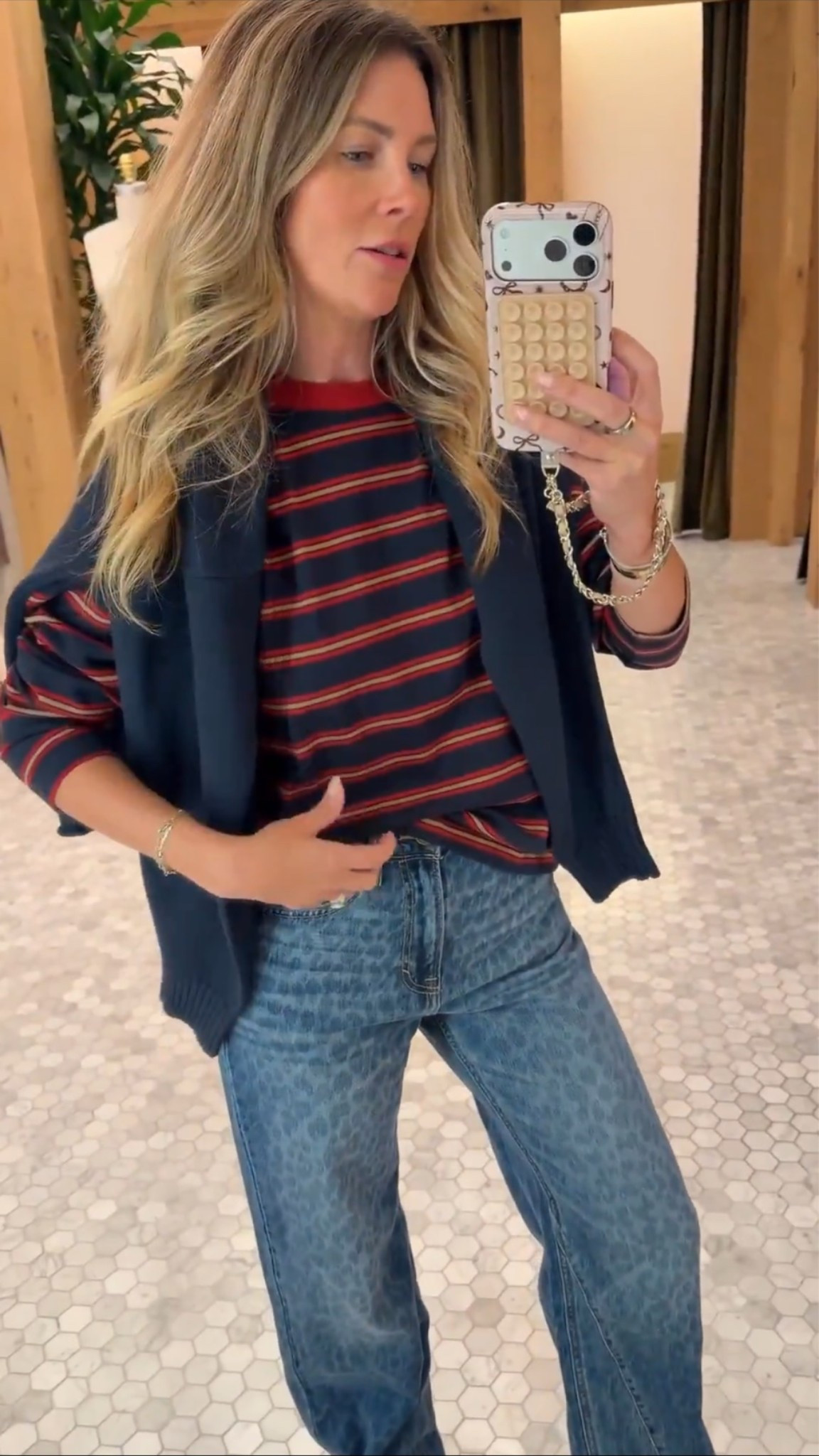 September top seller
Aritzia long sleeve tee

#LTKOver40 #LTKPetite #LTKootd