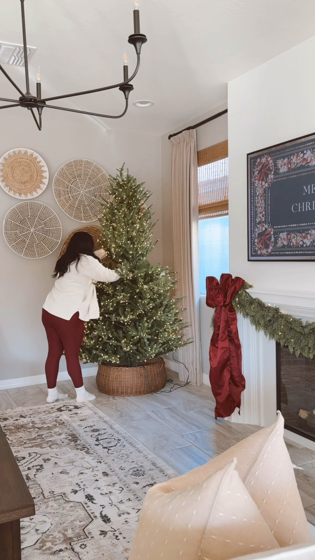 Christmas Tree - Viral Christmas Tree - Christmas Tree Decor - Garland - Christmas 2025 - Christmas Finds #christmas #christmasdecor #christmas2025

#LTKSeasonal #LTKHome #LTKStyleTip