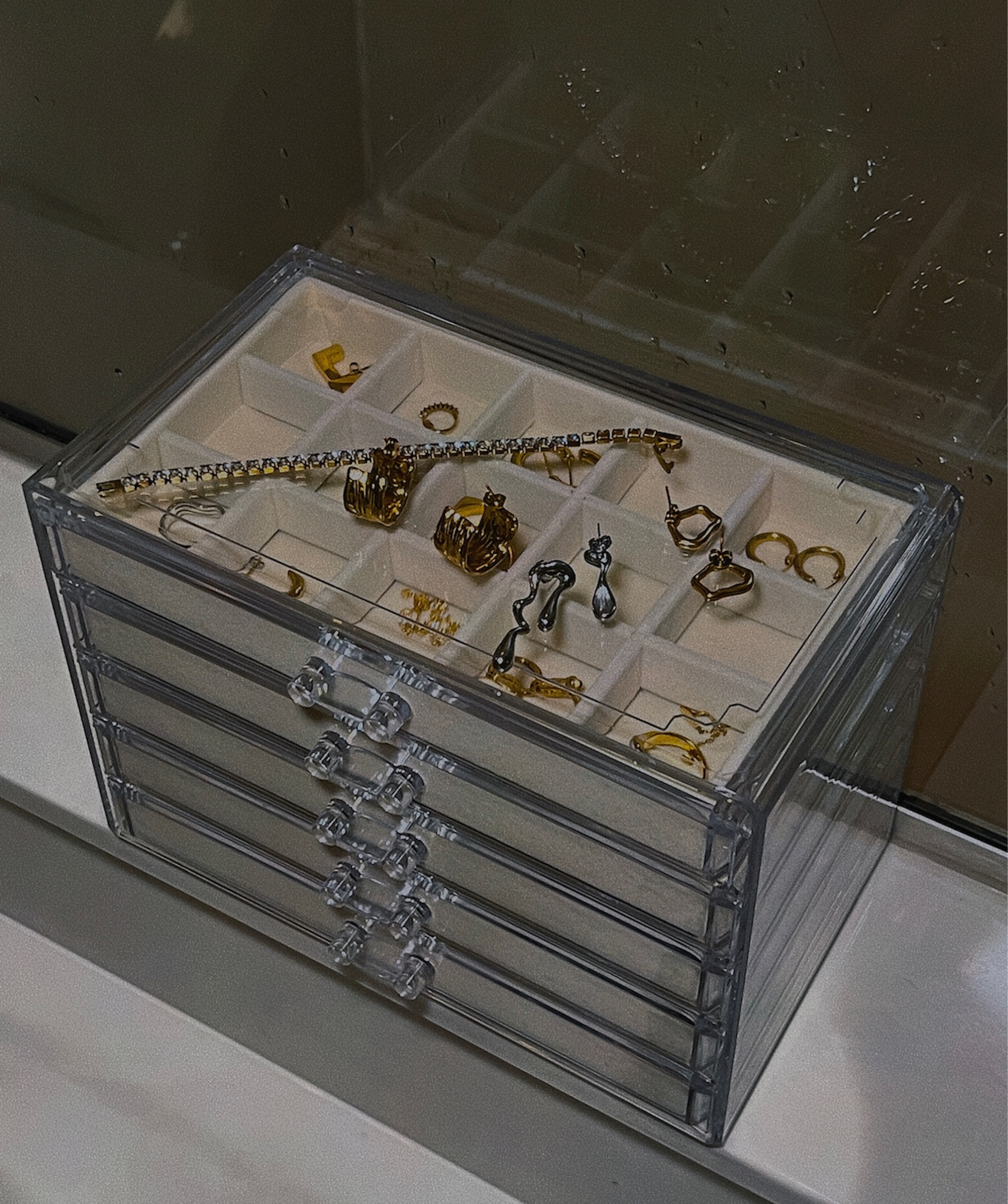 CEO of forever needing more jewelry storage ✨ 

#LTKstyletip #LTKhome