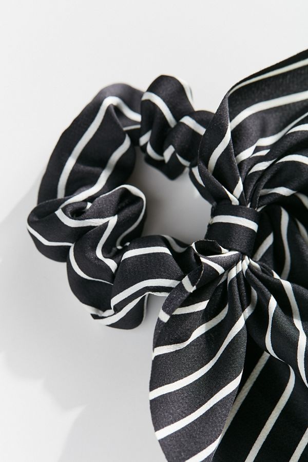 Palomina Bow Scrunchie | Urban Outfitters (US and RoW)