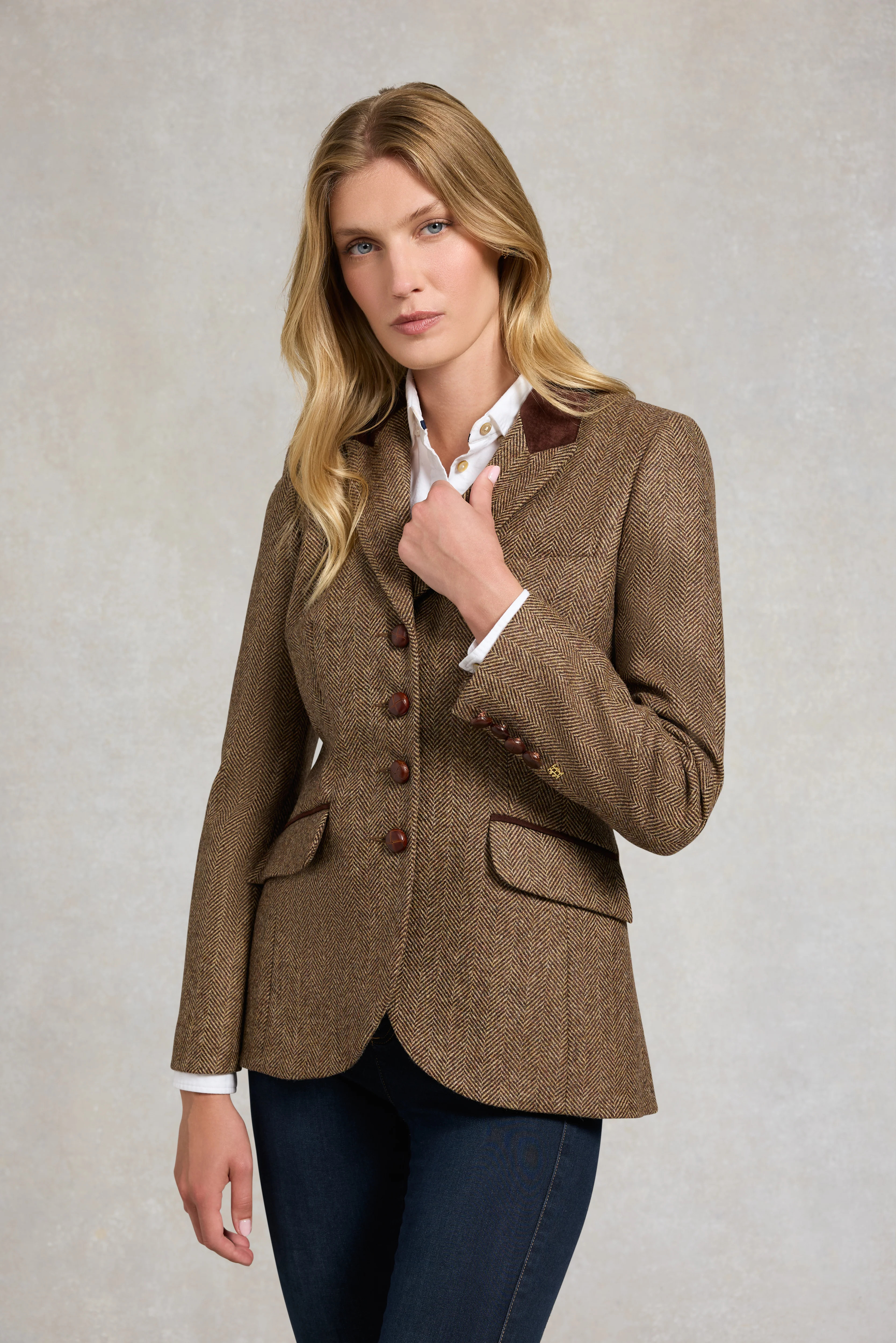 Hacking Jacket (Large Scale Brown Herringbone) | Holland Cooper