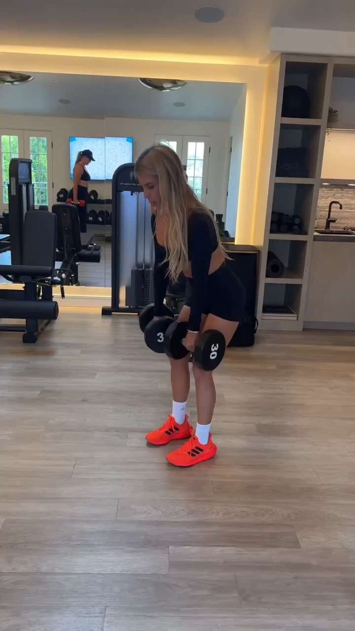 Workout OOTD♥️ 

 #LTKActive #LTKStyleTip #LTKShoeCrush