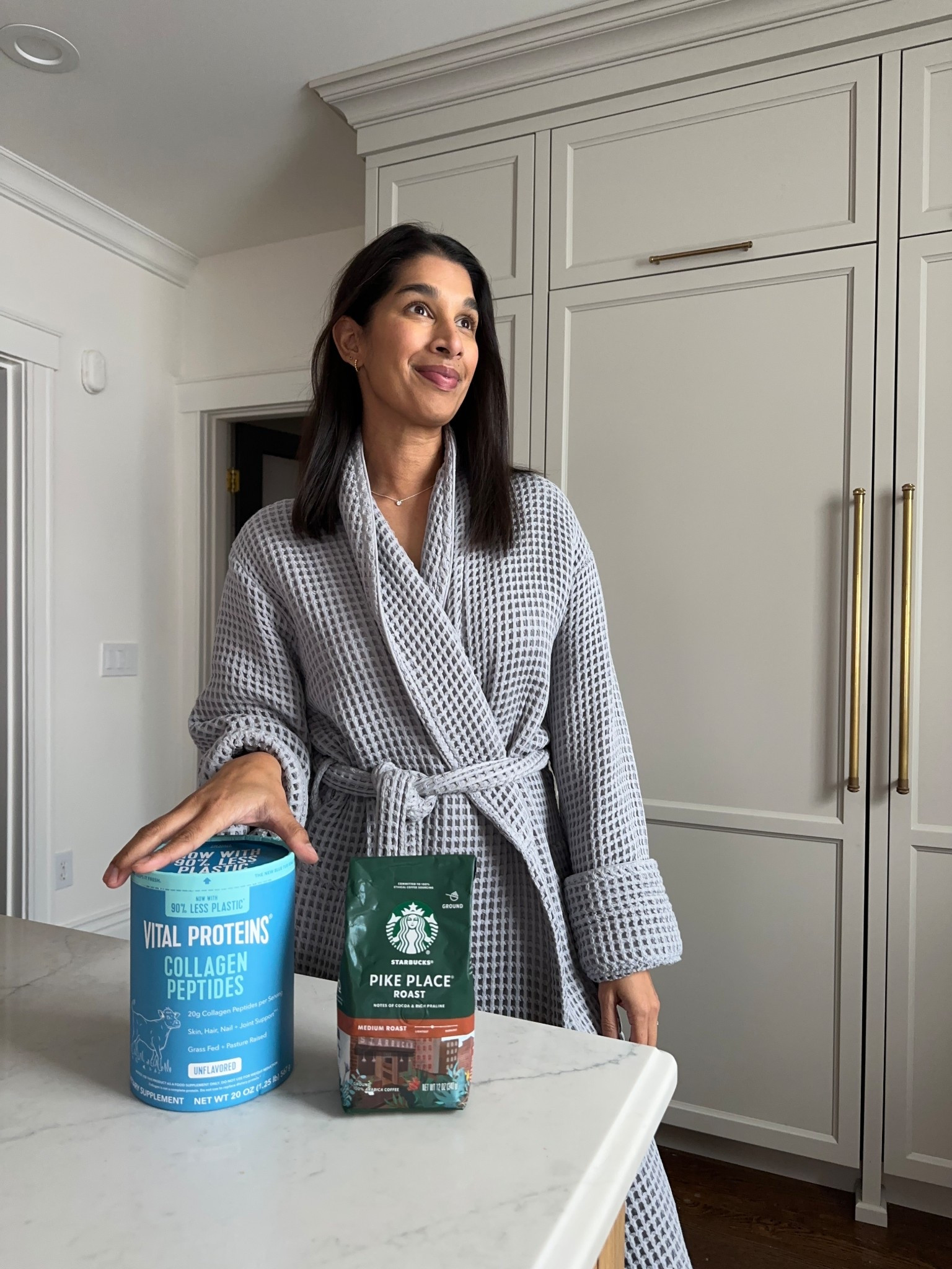 #AD Pouring my first cup of coffee in the morning is a special kind of peace, anyone else? #VitalPartner #Starbucksathome #TargetPartner #Target @target @vitalproteins @starbucks 