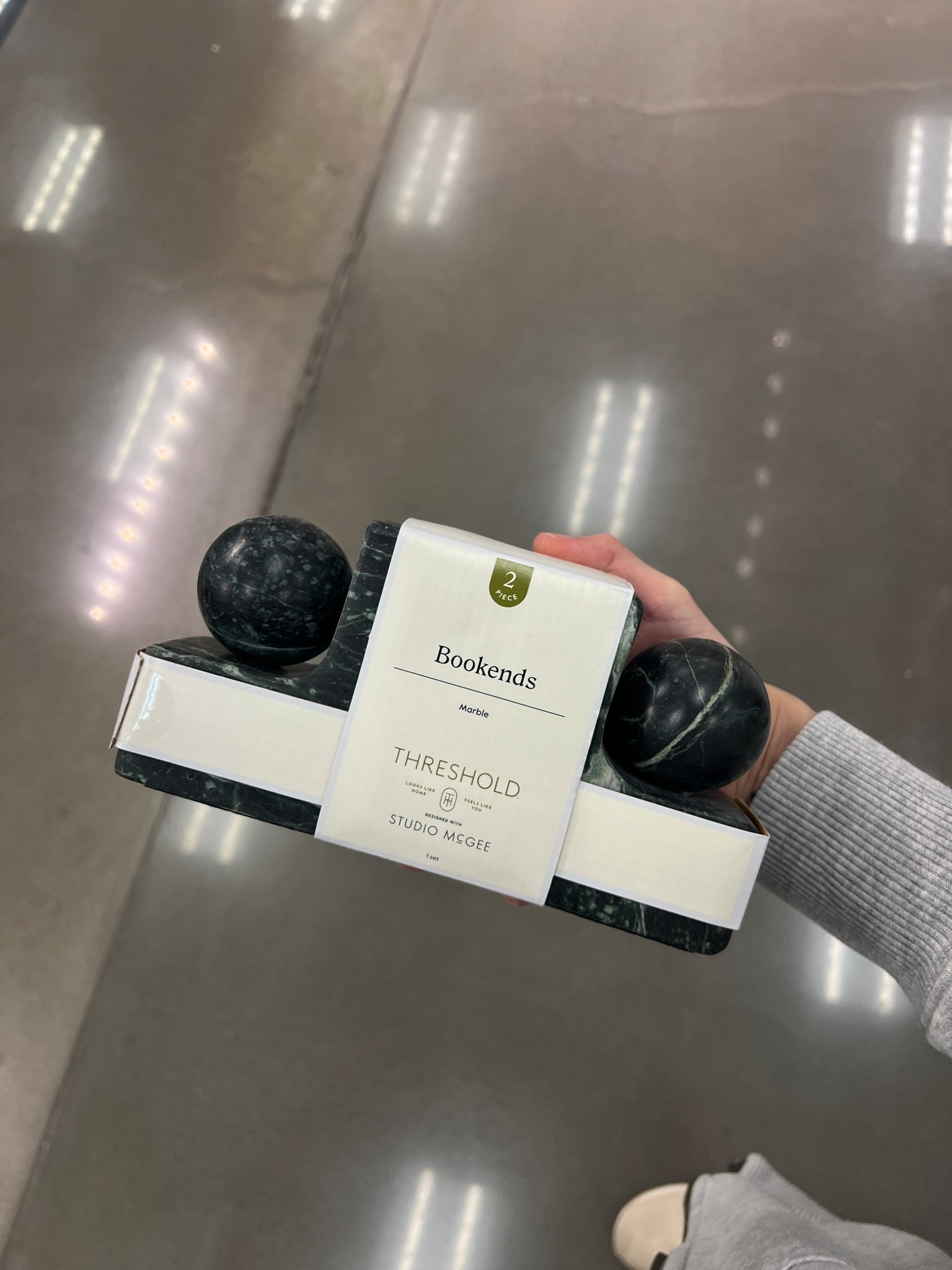 Add a touch of sophistication to your decor with these 2-piece Marble Bookends from Threshold™ designed with Studio McGee. Made of marble, these bookends are designed in an L shape with a sphere block in the center that evokes a feeling of curiosity. Plus, the green hue brings serene, calm vibes to your bookshelf.

Threshold™ designed with Studio McGee: Looks like home, feels like you.

#LTKHome #LTKSeasonal #LTKFindsUnder50