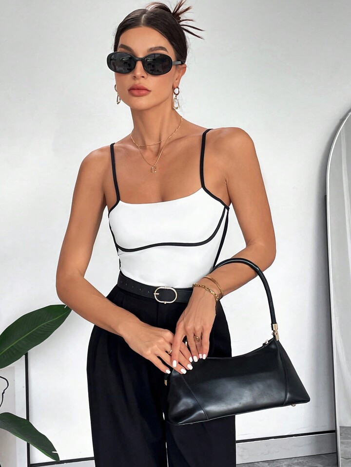 SHEIN Essnce Top De Tirantes De Cuello En Contraste Para Mujeres | SHEIN