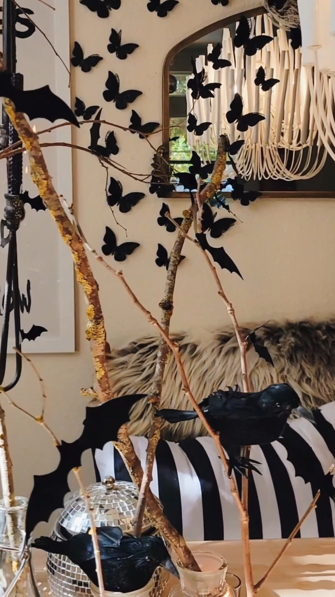 A spooky easy to re create Halloween centerpiece 
#LTKHalloween
#LTKSaleAlert
#LTKhome

#LTKParties #LTKSeasonal #LTKHoliday