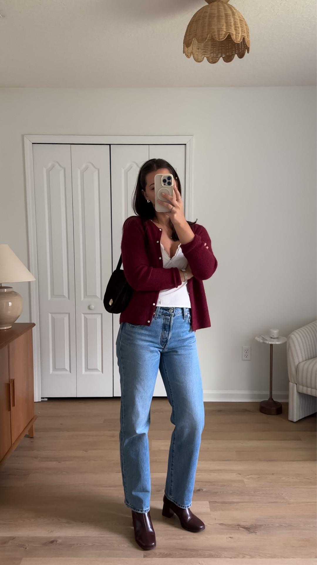 Causal fall outfit! Wearing 26 jeans, xs cardigan, boots run tts, and tank is old from Princess Polly 

#LTKSaleAlert #LTKSeasonal #LTKStyleTip