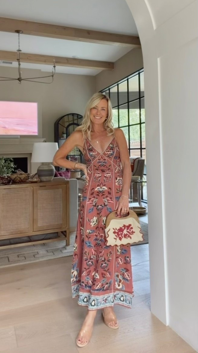 Such a gorgeous late summer/early fall dress! 

Dress: xs

#LTKSaleAlert #LTKOver40 #LTKSeasonal