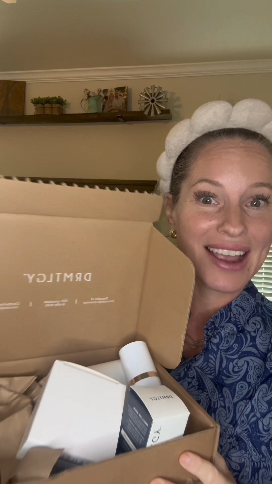 DRMTLGY is one of my old faithfuls when it comes to skincare. I’ve been coming back to these products because they leave my skin looking SO good, even after makeup!

That healthy glow still comes through, and I’m here for skin that looks fresh, hydrated, and radiant all day long.

#LTKgrwm #LTKOver40 #LTKBeauty