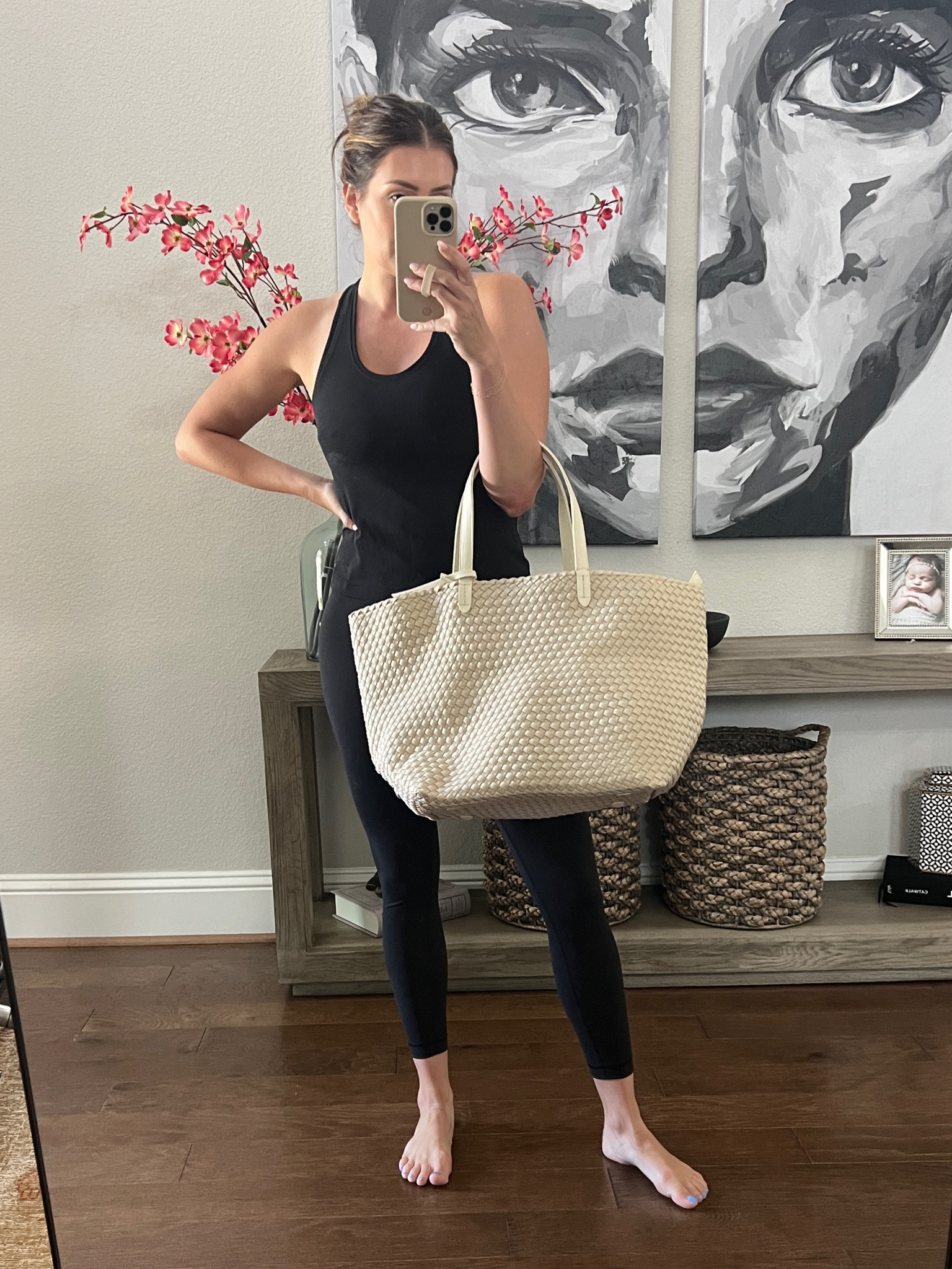 New travel tote 

#LTKitbag #LTKtravel