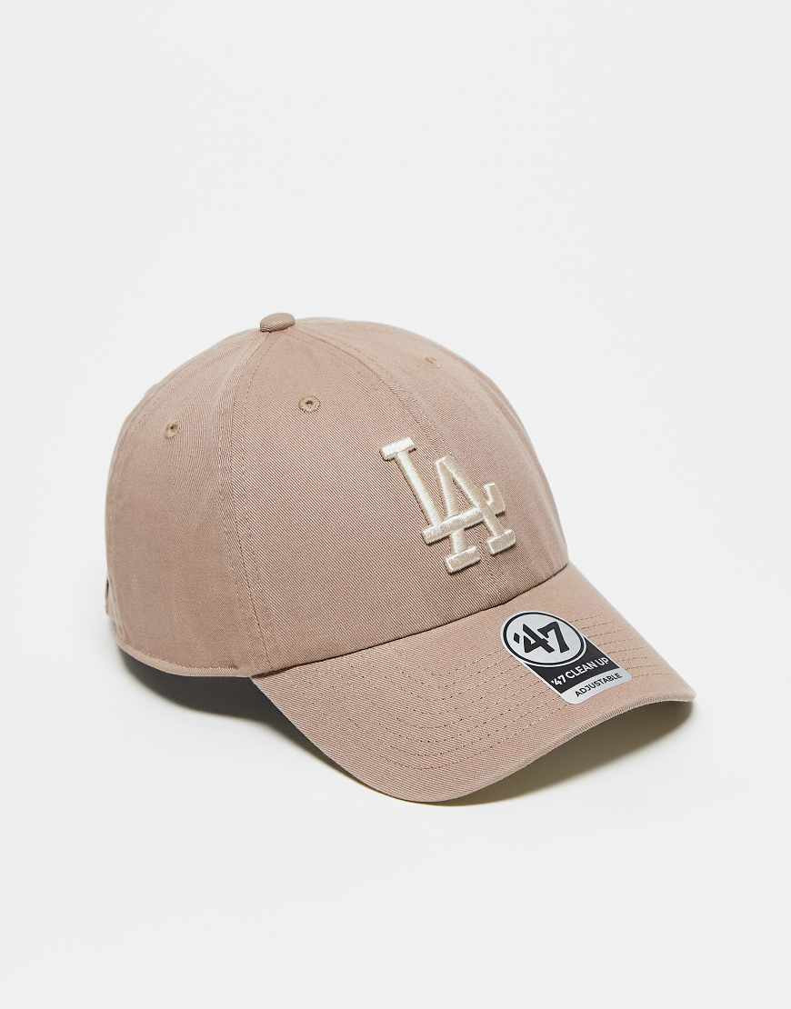 47 Brand LA Dodgers clean up baseball cap in brown with tonal logo | ASOS (Global)