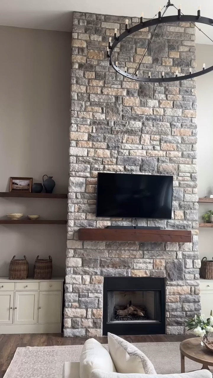 Timeless coffee table styling ✨@rareearthmercantile sent me this beautiful onyx tea light candle holder🤍 all of their pieces are unique and quality stone! Check out their page and use code KIRSTEN10 for discount! 

#homedecor #homeinspo #homefinds #coffeetablestyling #tablestyling #rusticelegant #rusticelegance #transitionalmodern

#LTKHome #LTKWatchNow