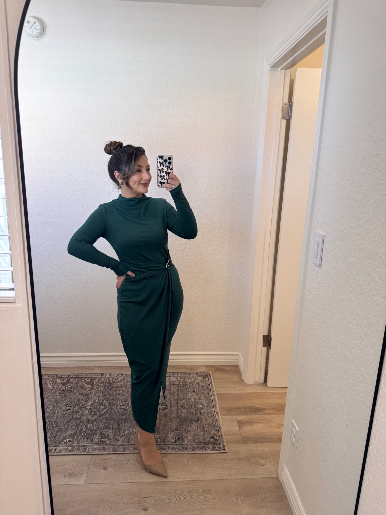 Petite friendly wedding guest dress! One of the most flattering dresses!! 

Green wrap dress size small

 (5'0" 140lbs)


#LTKPetite #LTKHoliday #LTKWedding