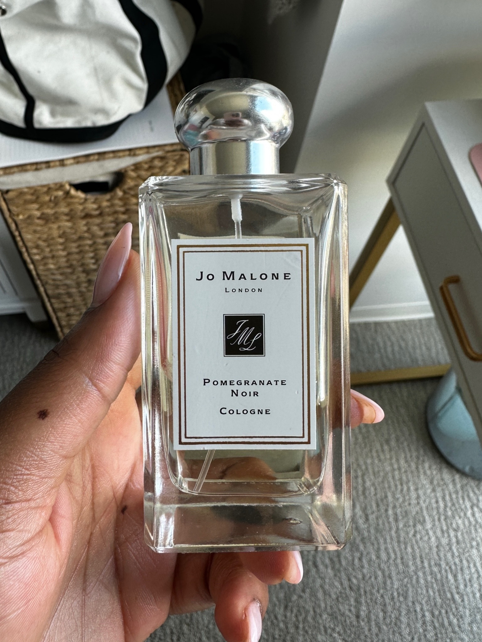 One of my favorite Jo Malone scents, especially in winter 🥰🤍 #jomalone #perfume #scentlayering #mahamaven #fumi

#LTKBeauty #LTKselfcare
